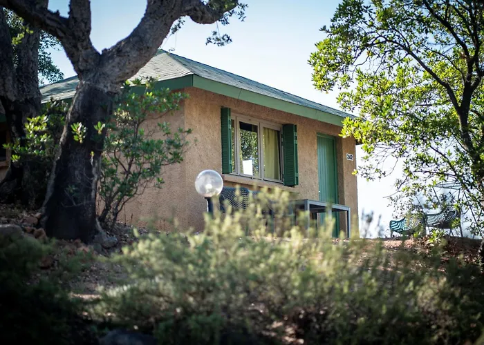 Village de vacances Kallisterra 2*