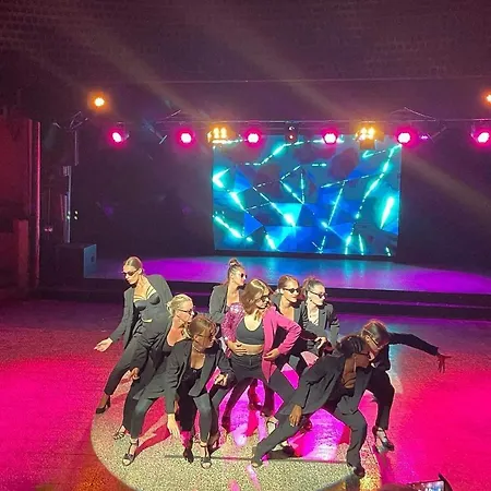 Kallisterra 홀리데이파크 2*