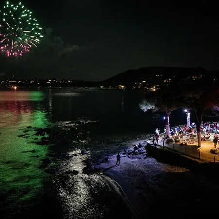 홀리데이파크 Kallisterra 2*