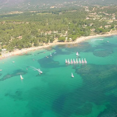 Kallisterra 홀리데이파크 2*