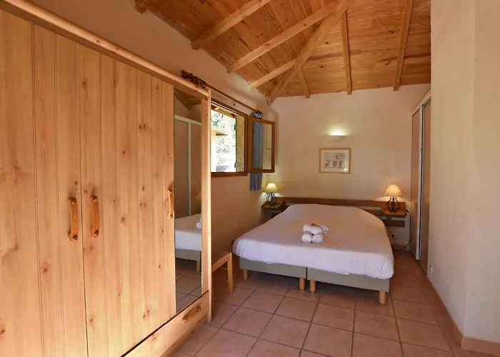 Kallisterra Kompleks wypoczynkowy Sainte-Lucie de Porto-Vecchio