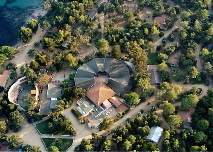 Kallisterra Prázdninový areál 2*